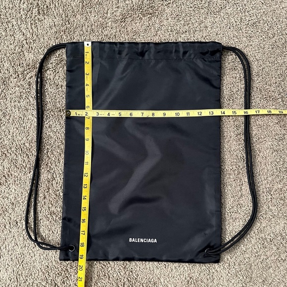 Balenciaga drawstring backpack and/or dust bag. - Picture 7 of 7